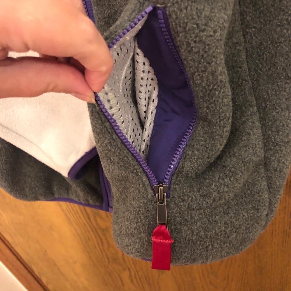 Like New Patagonia Synchilla Jacket - Picture 4 of 5